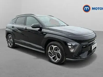 Gebraucht Hyundai Kona N Line 129 PS (94 kW) 2025 Schwarz SUV