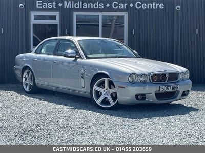 Jaguar XJ