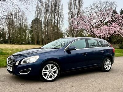 Used Volvo V60 SE Lux 215 HP (158 kW) 2012 Blue Estate