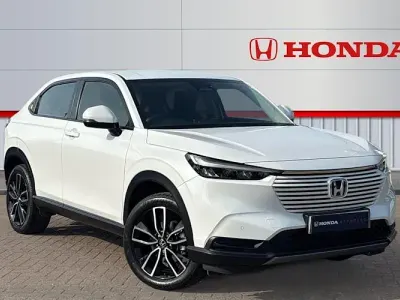 Używany Honda HR-V Elegance 131 KM (96 kW) 2024 SUV