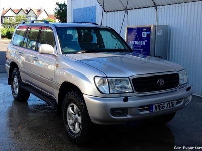 Used Toyota Land Cruiser 201 HP (147 kW) 2001 SUV