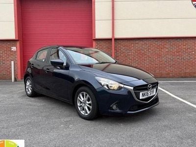 Used Mazda 2 75 HP (55 kW) 2016 Blue Hatchback
