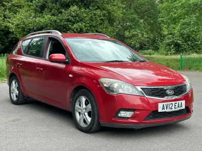 Used Kia Ceed 2012 Red Hatchback