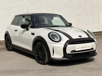 Used Mini Cooper Exclusive 135 HP (99 kW) 2024 White Hatchback