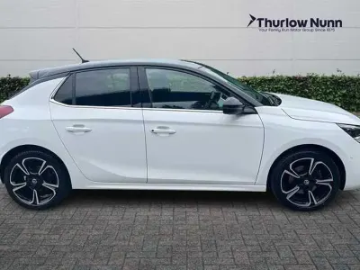 Used Vauxhall Corsa Elite 100 HP (73 kW) 2020 White jade Hatchback