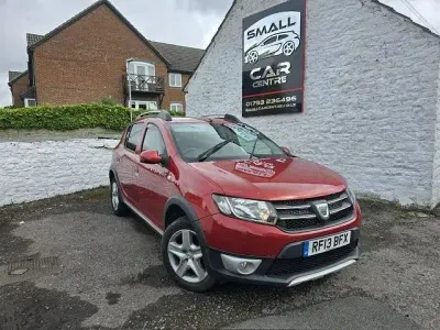 Used Dacia Sandero Lauréate 90 HP (66 kW) 2013 Red Hatchback