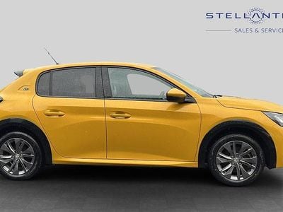 Used Peugeot e-208 Allure 98 kW (134 HP) 2021 Yellow Hatchback