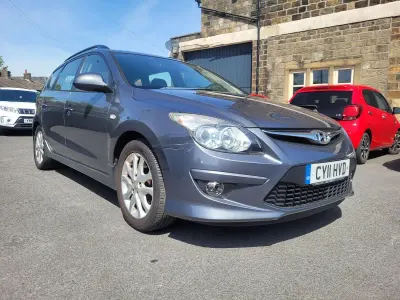 Used Hyundai i30 Comfort 124 HP (91 kW) 2011 Grey Estate