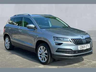 Begagnad Skoda Karoq SE L 150 HK (110 kW) 2020 Grå SUV