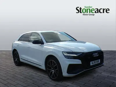 Używany Audi Q8 Advanced 286 KM (210 kW) 2019 Biały SUV