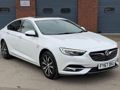 Used Vauxhall Insignia Elite 170 HP (125 kW) 2017