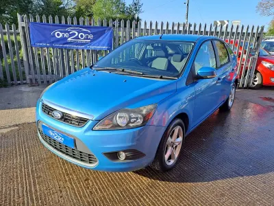 Used Ford Focus Zetec 2010 Blue Hatchback