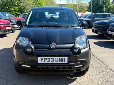 Used Fiat Panda Cross Cross 70 HP (51 kW) 2023 Black Hatchback