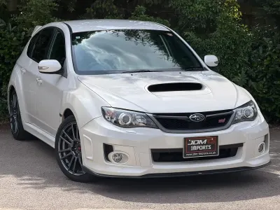 Used Subaru Impreza 296 HP (217 kW) 2010 White Hatchback