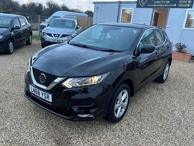 Black Used 2018 Nissan Qashqai Acenta Premium SUV | £9,995 (Fair price)