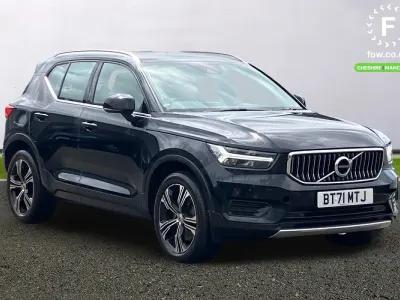 Used Volvo XC40 Inscription 211 HP (155 kW) 2021 Black SUV