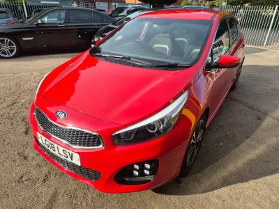 Used Kia Ceed GT-Line 118 HP (86 kW) 2018 Red Hatchback
