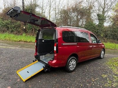 Red Used 2024 Ford Tourneo Connect Titanium MPV | £27,995 (Expensive)