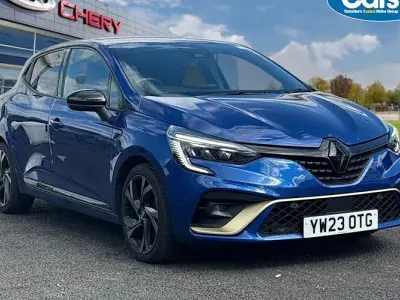 Used Renault Clio Engineered 145 HP (106 kW) 2023 Blue  Hatchback