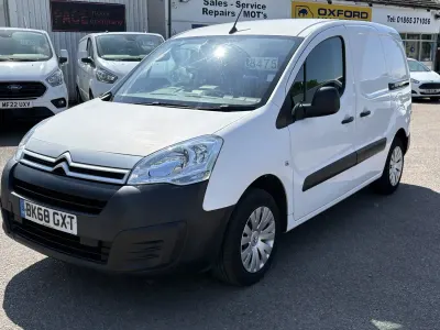 Używany Citroën Berlingo 75 KM (55 kW) 2018 Biały Minivan