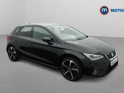 Usado Seat Ibiza FR Sport 116 HP (85 kW) 2025 Preto Citadino