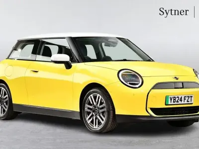 Used Mini Cooper Hatch 133 kW (181 HP) 2024 Yellow Hatchback