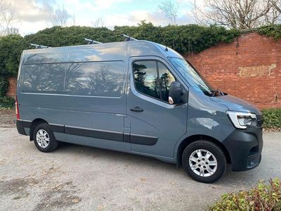 Grey Used 2022 Renault Master Business Van | £17,350 (Fair price)