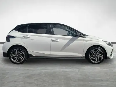 Used Hyundai i20 N Line 99 HP (72 kW) 2024 White Hatchback
