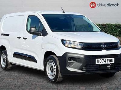 New 2025 Vauxhall Combo MPV | £16,995 (Fair price)