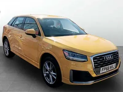 Usado Audi Q2 S-Line 116 CV (85 kW) 2018 Amarillo SUV