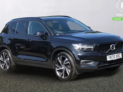 Usado Volvo XC40 R-Design Pro 163 CV (119 kW) 2020 Negro SUV