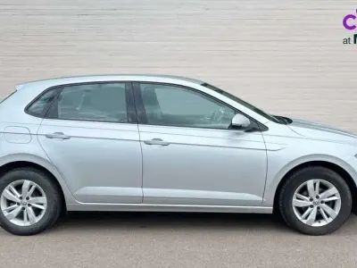 Used VW Polo SE 65 HP (47 kW) 2019 Silver Hatchback