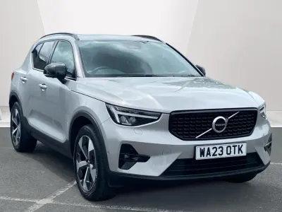 Used Volvo XC40 Ultimate 197 HP (144 kW) 2023 Silver SUV