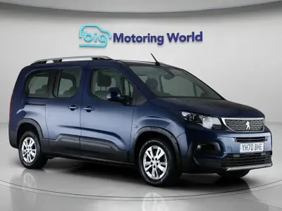 Używany Peugeot Rifter Allure 100 KM (73 kW) 2020 Niebieski Minivan