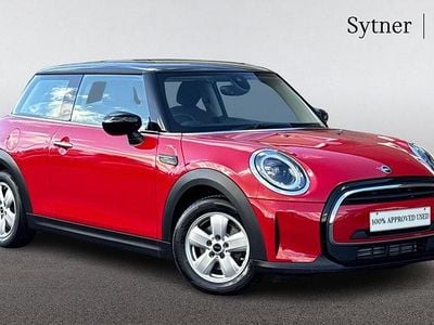 Used Mini Cooper Classic 134 HP (98 kW) 2023 Red Hatchback