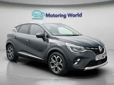 Second-hand Renault Captur Techno 90 CP (66 kW) 2023 Albastru SUV