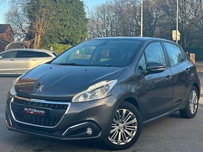 Grey Used 2018 Peugeot 208 Signature Sky Hatchback | £5,295 (Fair price)