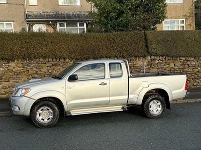 Silver Used 2007 Toyota HiLux Pickup | £1,995 (Super price)