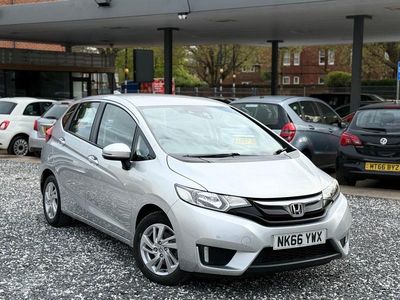 Begagnad Honda Jazz SE 102 HK (75 kW) 2016 Silver Halvkombi