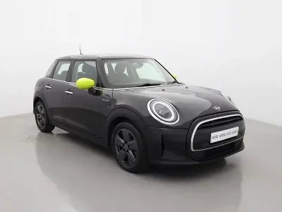 Used Mini Cooper Classic 134 HP (98 kW) 2022 Black Hatchback