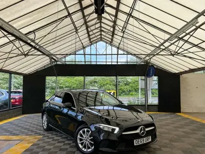Używany Mercedes A200 163 KM (119 kW) 2019 Czarny Sedan/Limuzyna