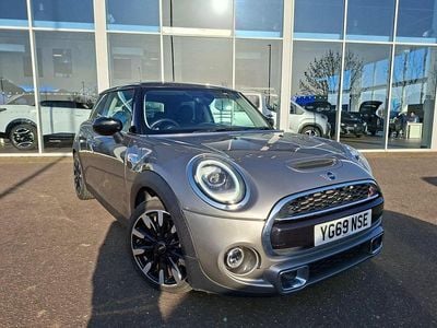 Used Mini Cooper S Exclusive 189 HP (139 kW) 2019 Silver Hatchback