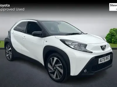 Used Toyota Aygo X 72 HP (52 kW) 2025 White SUV