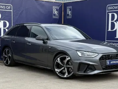 Używany Audi A4 Black Edition 150 KM (110 kW) 2022 Szary Kombi