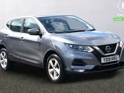 Używany Nissan Qashqai Acenta Premium 116 KM (85 kW) 2019 Szary SUV