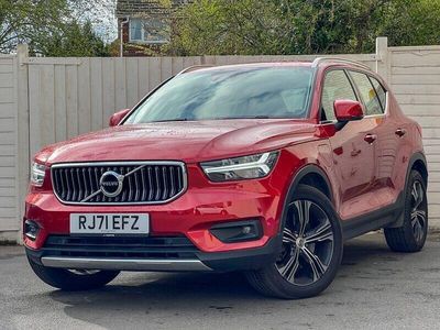 Used Volvo XC40 Inscription 262 HP (192 kW) 2021 Red SUV
