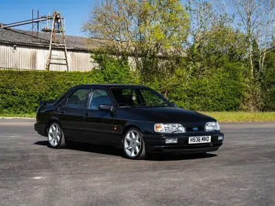 Usado Ford Sierra RS 400 HP (294 kW) 1991 Preto Sedan