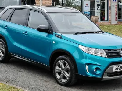 Used Suzuki Vitara SZ-T 120 HP (88 kW) 2018 Turquoise/black SUV