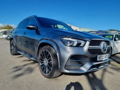 Begagnad Mercedes GLE400 AMG line 2023 Grå Kombi