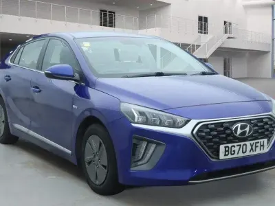 Usado Hyundai Ioniq Premium 141 CV (103 kW) 2021 Azul Utilitario
